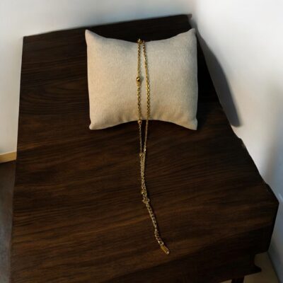 Minimalist Chain and Knot Bracelet